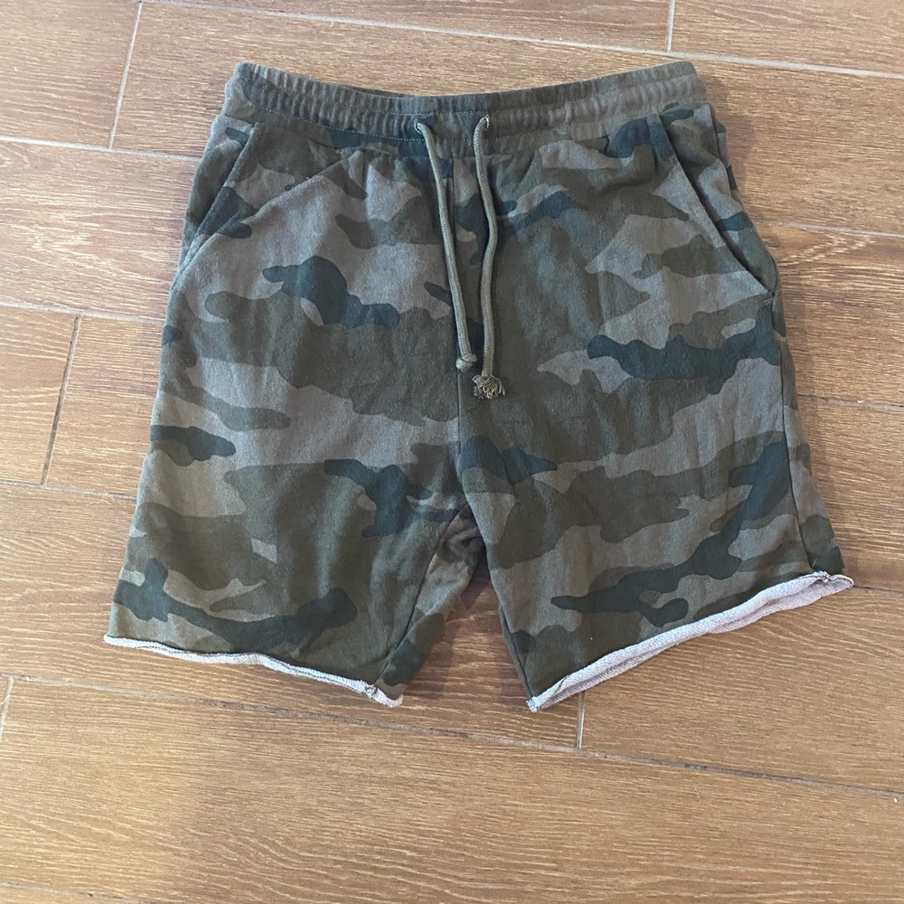 Army cotton shorts from H&M